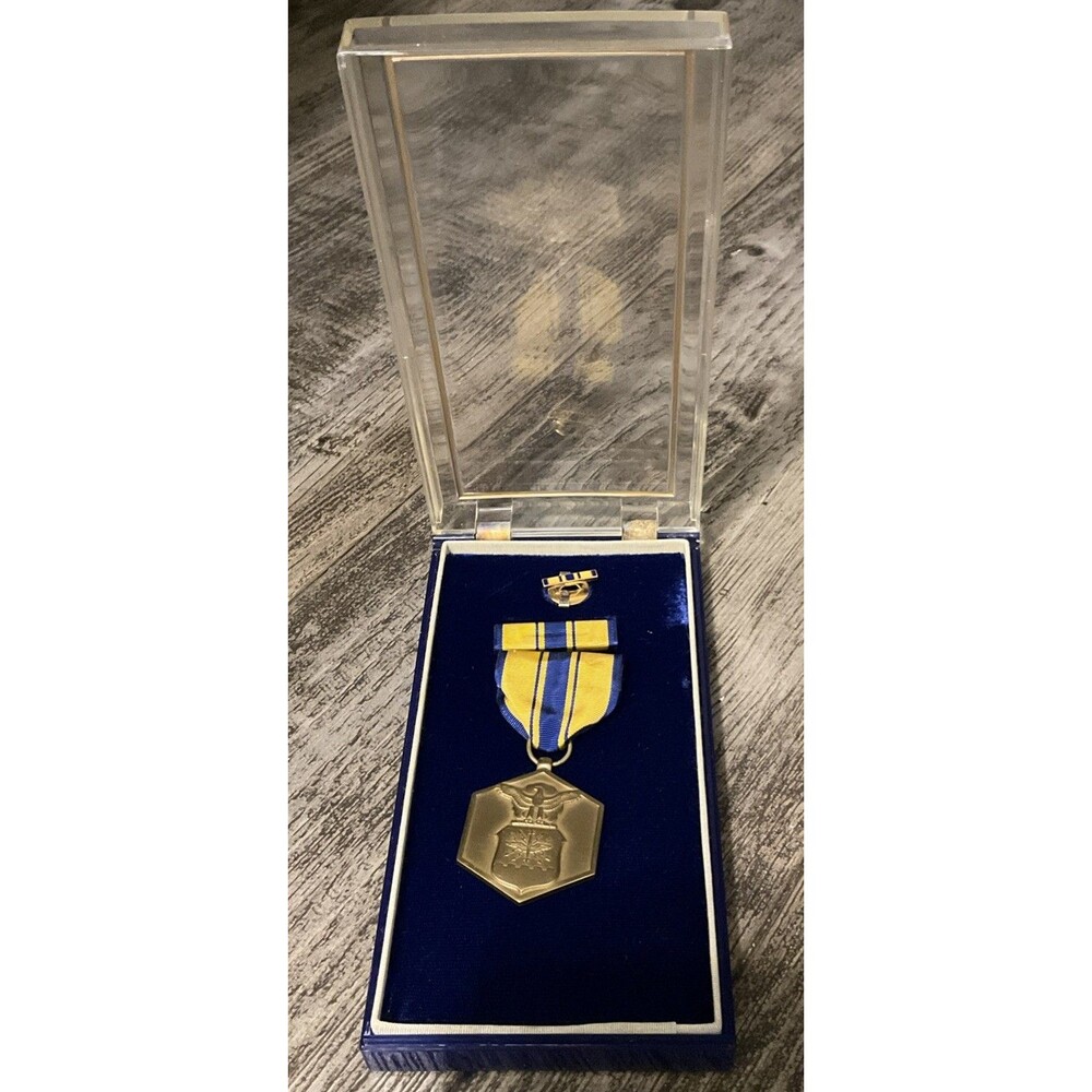 Vintage US Air Force Military Merit Medal With Ribbon And Lapel Pin and Case,